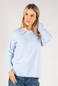 Round Neckline Knit