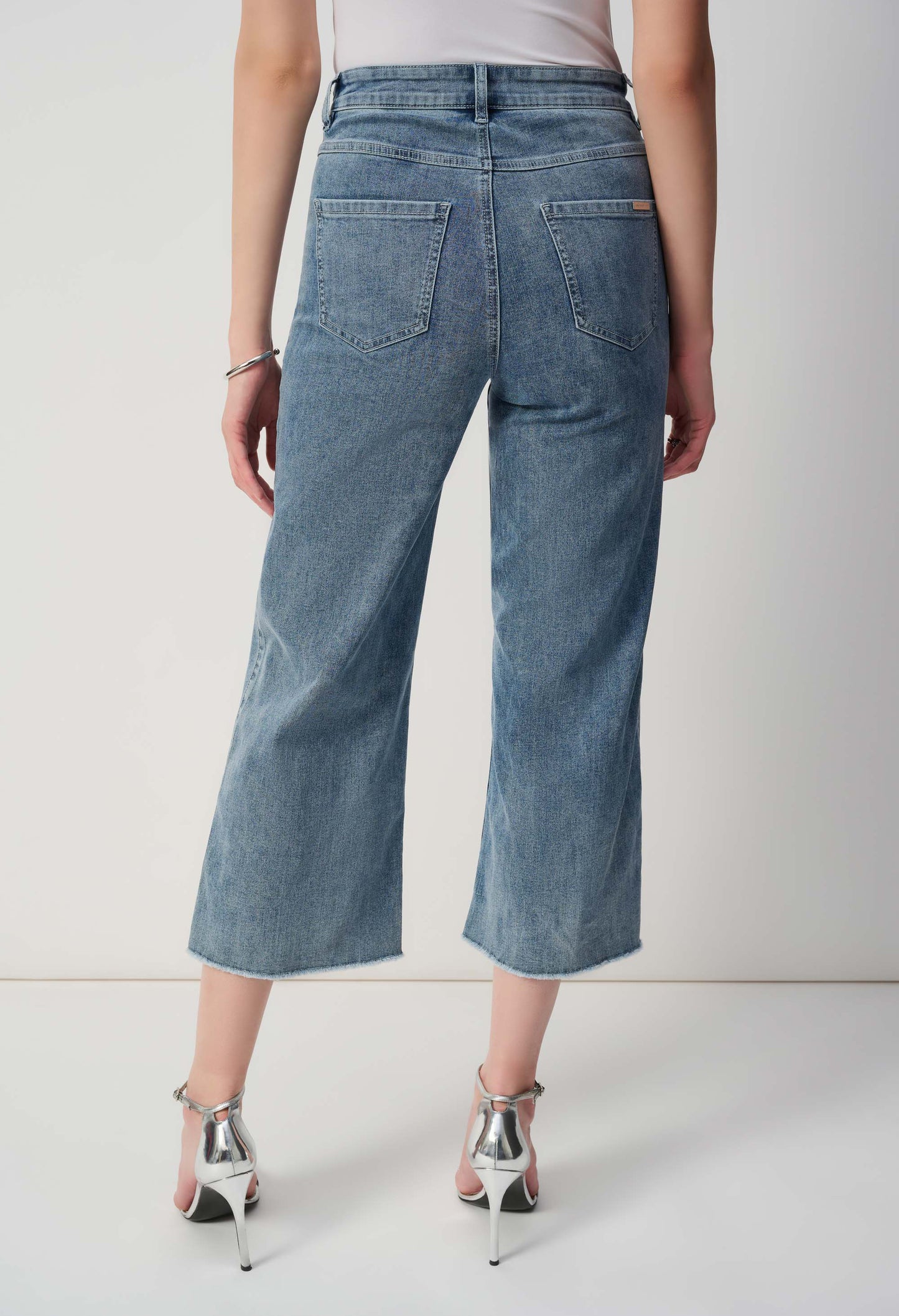 High Waist Cropped Jeans