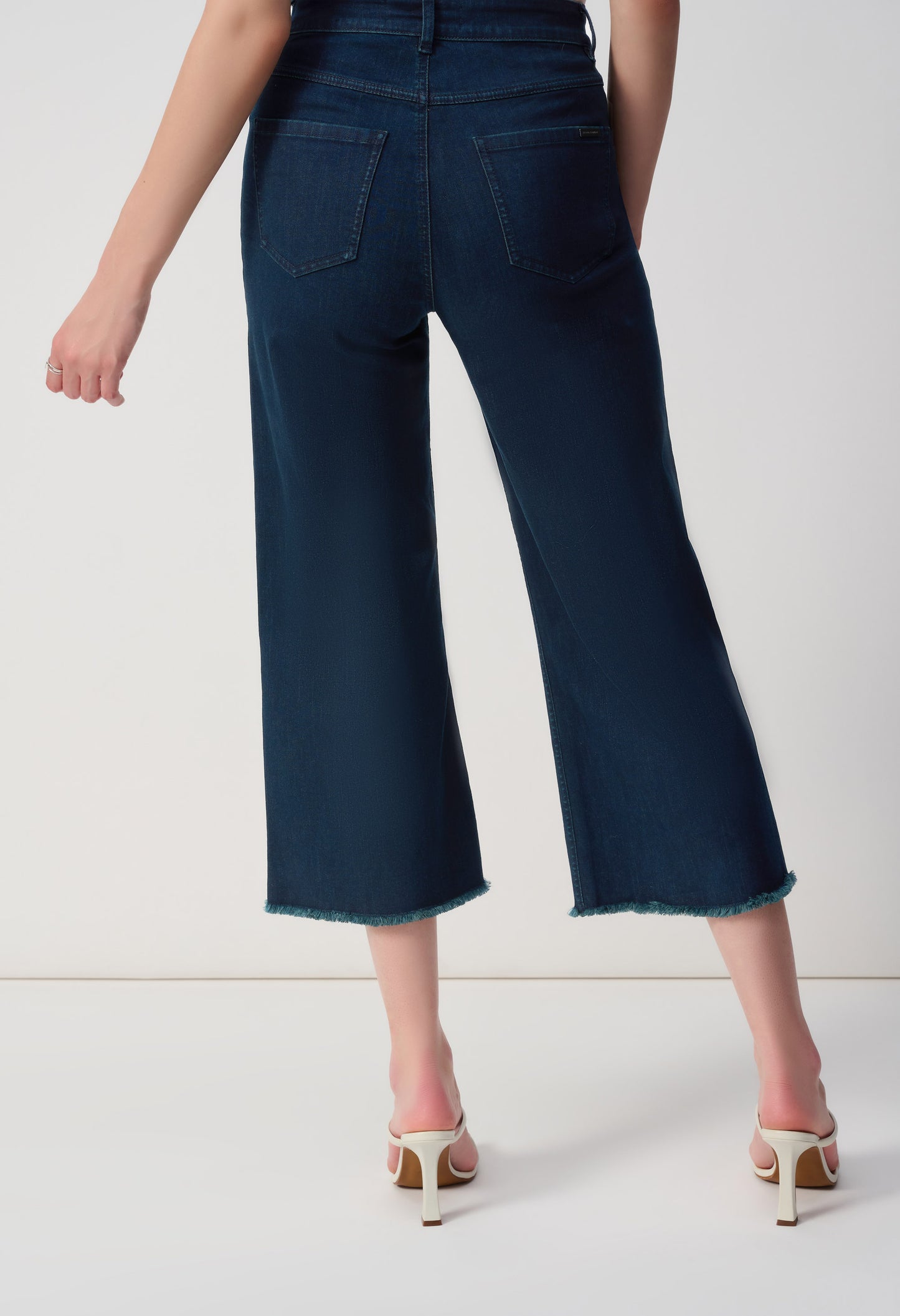 High Waist Cropped Jeans